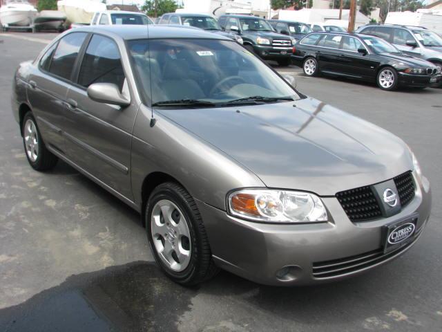 Nissan Sentra 2004 photo 4