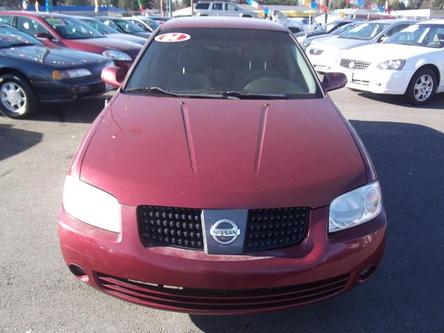 Nissan Sentra 2004 photo 1
