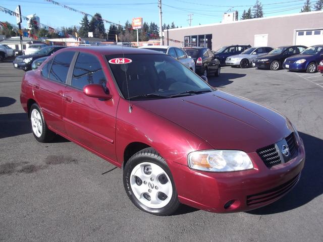 Nissan Sentra 2004 photo 2
