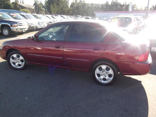 Nissan Sentra 2004 photo 4