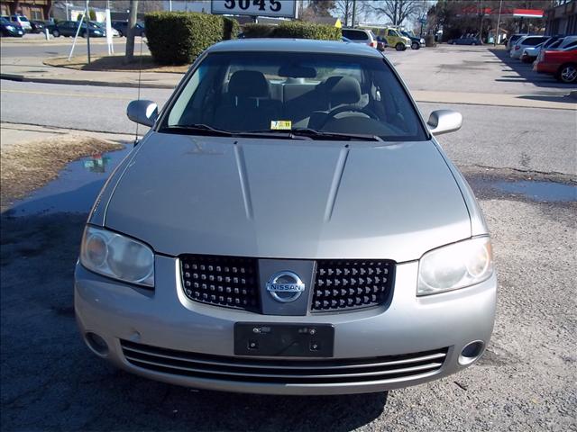 Nissan Sentra 2004 photo 1