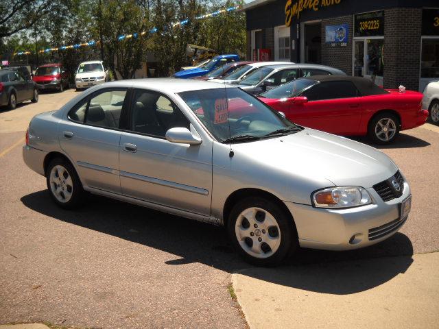 Nissan Sentra 2004 photo 1