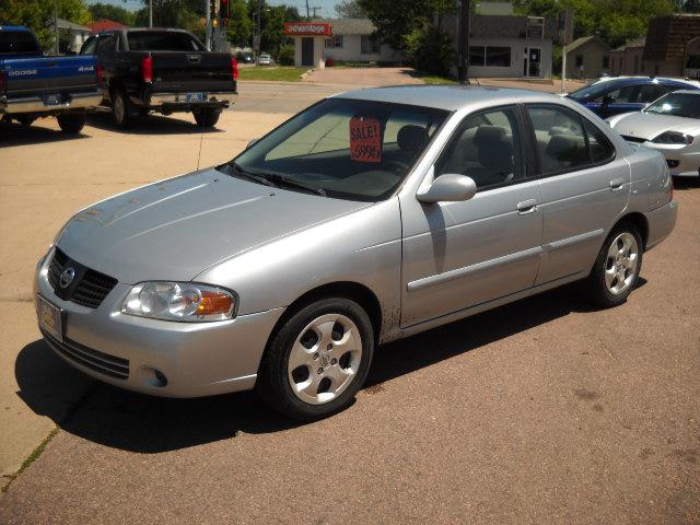 Nissan Sentra 2004 photo 3