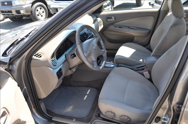 Nissan Sentra 2004 photo 2