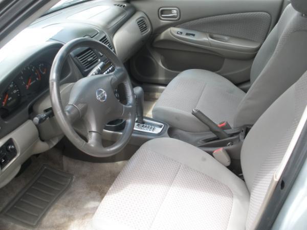 Nissan Sentra 2004 photo 2