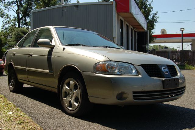 Nissan Sentra 2004 photo 3