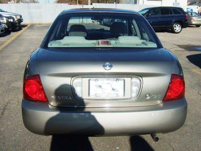 Nissan Sentra 2004 photo 3