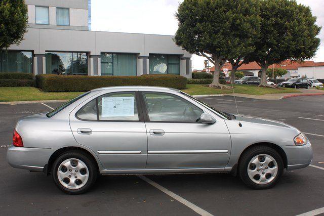 Nissan Sentra 2004 photo 2