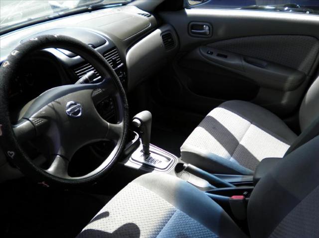 Nissan Sentra 2004 photo 3