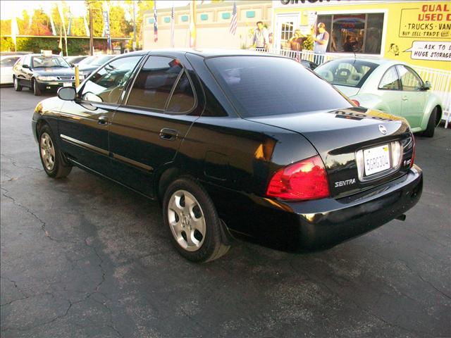 Nissan Sentra 2004 photo 2