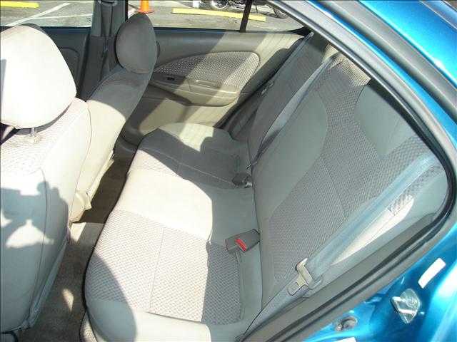 Nissan Sentra 2004 photo 3