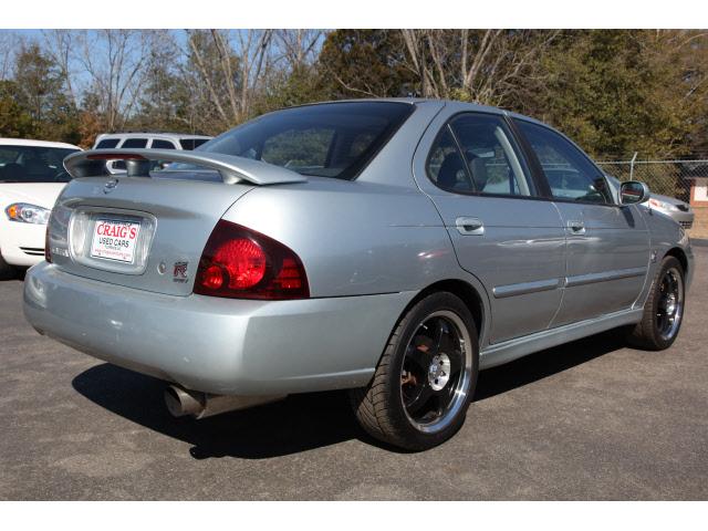 Nissan Sentra 2004 photo 1