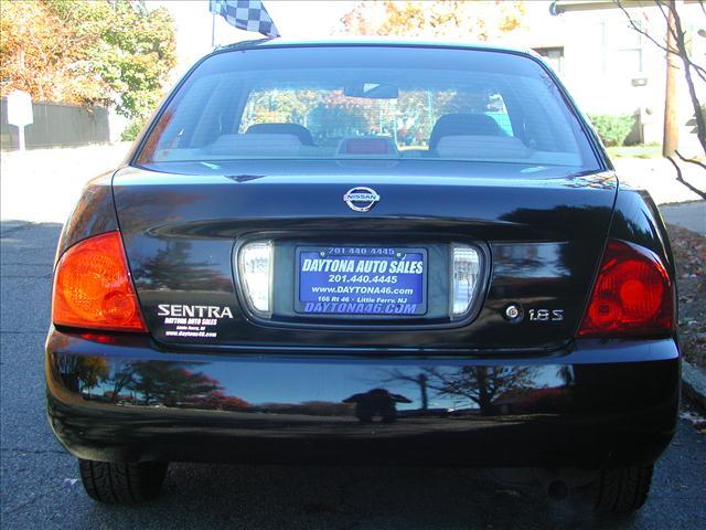 Nissan Sentra 2004 photo 3