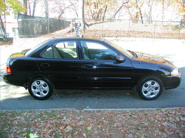 Nissan Sentra 2004 photo 5