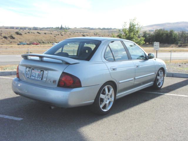 Nissan Sentra 2004 photo 1
