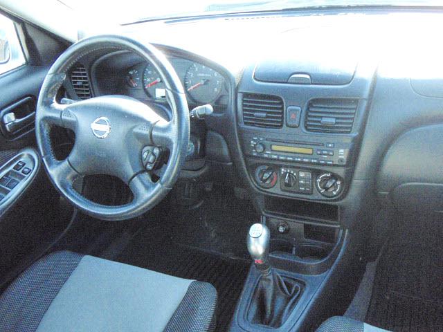 Nissan Sentra 2004 photo 4