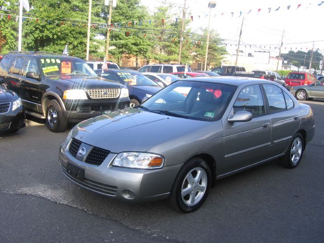 Nissan Sentra 2004 photo 3