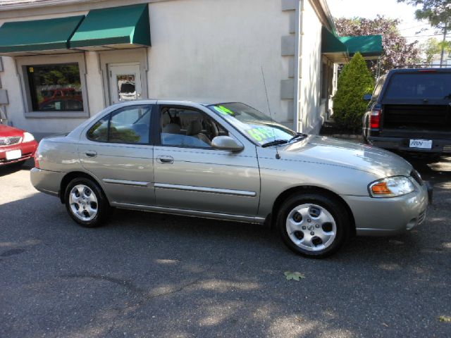 Nissan Sentra 2004 photo 3