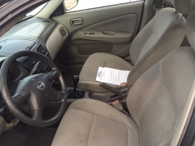 Nissan Sentra 2004 photo 1