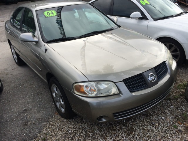 Nissan Sentra 2004 photo 3