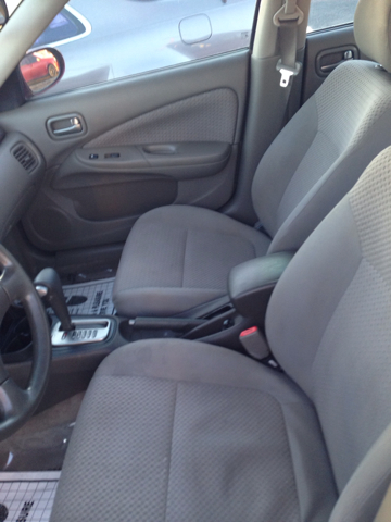 Nissan Sentra 2004 photo 1