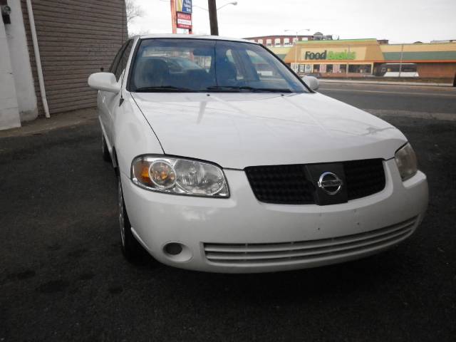 Nissan Sentra 2004 photo 1