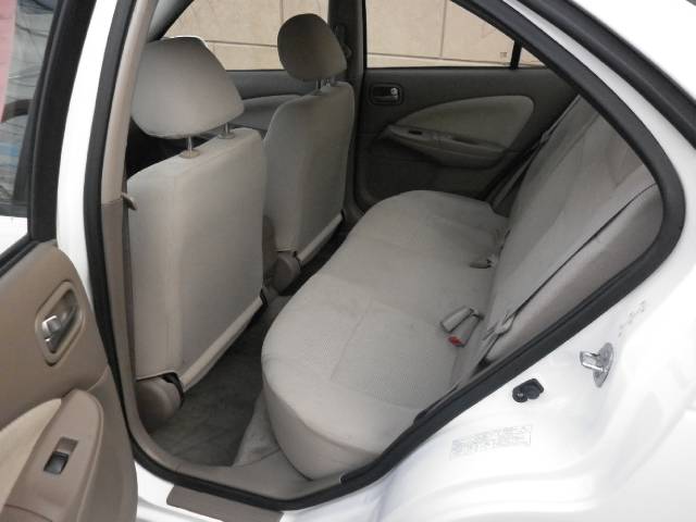 Nissan Sentra 2004 photo 5