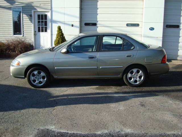 Nissan Sentra 2004 photo 1