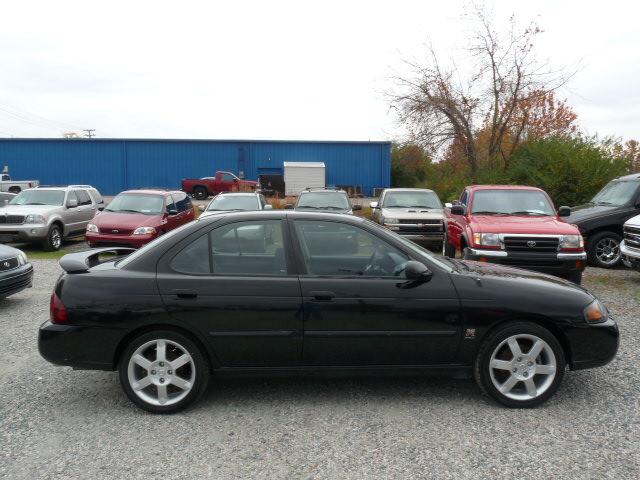 Nissan Sentra FWD 4dr SEL Sedan