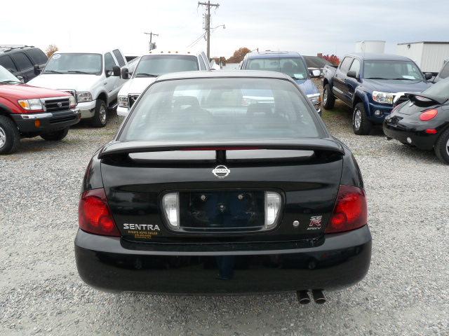 Nissan Sentra 2004 photo 1