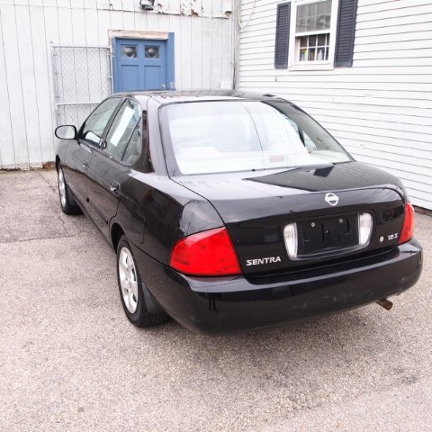 Nissan Sentra 2004 photo 2