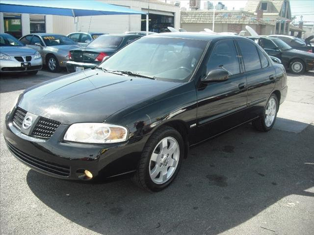 Nissan Sentra 2005 photo 1