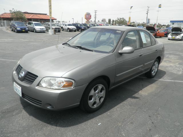 Nissan Sentra 2005 photo 1