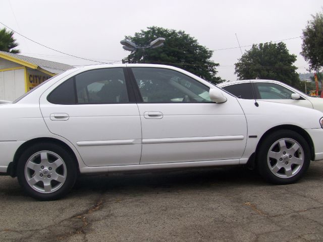 Nissan Sentra 2005 photo 2