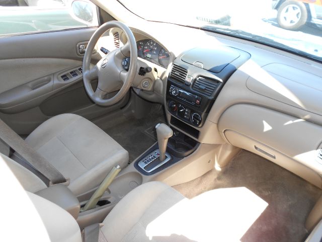 Nissan Sentra W/T REG CAB Sedan