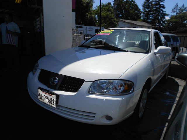 Nissan Sentra 2005 photo 4