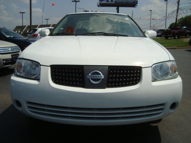 Nissan Sentra 2005 photo 1