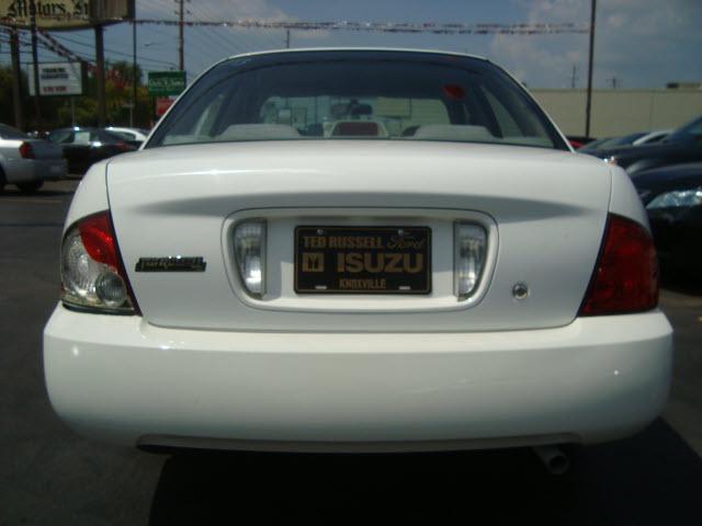 Nissan Sentra 2005 photo 4
