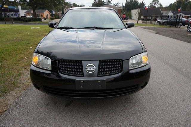 Nissan Sentra 2005 photo 3