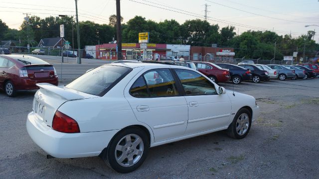 Nissan Sentra 2005 photo 4