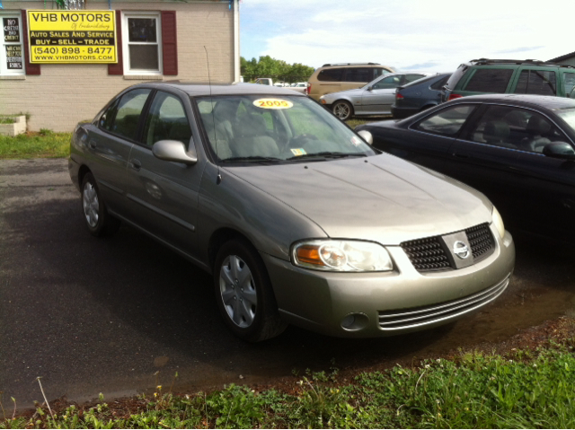 Nissan Sentra 2005 photo 3