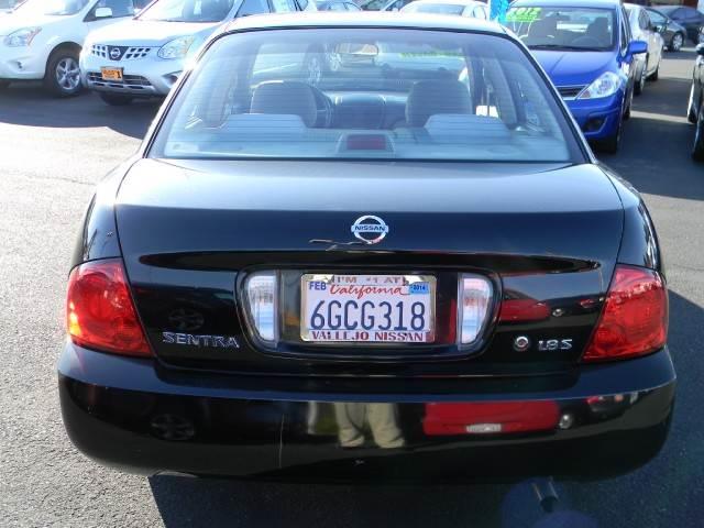 Nissan Sentra 2005 photo 1
