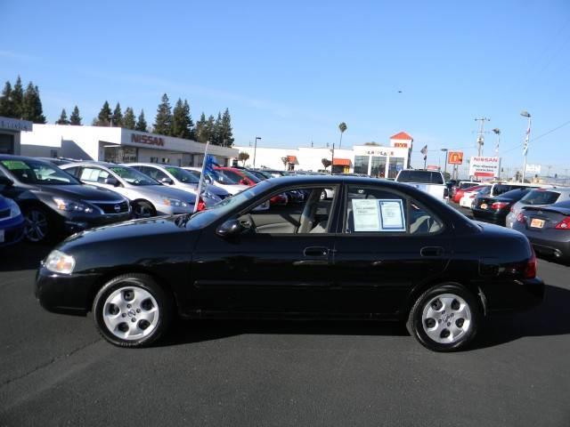 Nissan Sentra 2005 photo 3