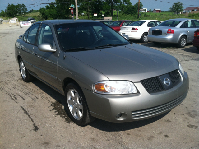 Nissan Sentra 2005 photo 2