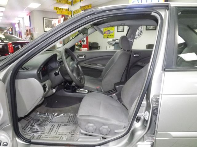 Nissan Sentra 2005 photo 1