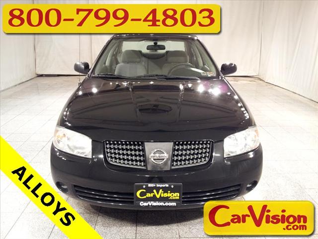 Nissan Sentra E43 Sedan