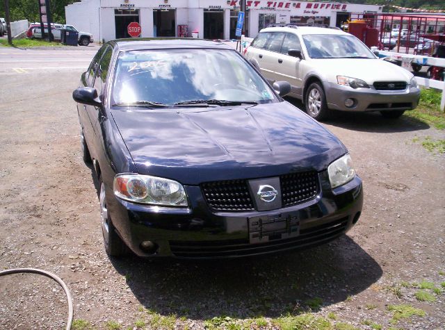 Nissan Sentra 2005 photo 2