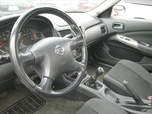 Nissan Sentra 2005 photo 3