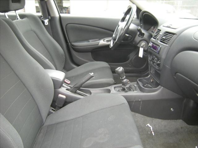 Nissan Sentra 2005 photo 4
