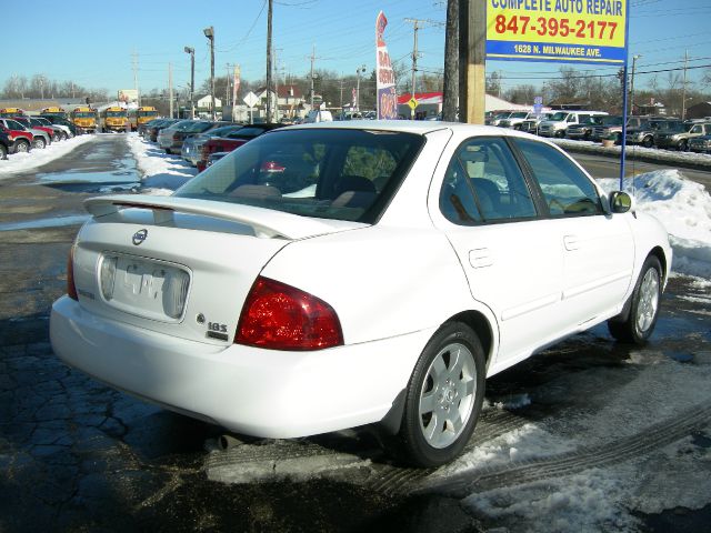 Nissan Sentra 2005 photo 4